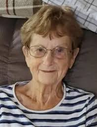 Suzanne Tabor's Instagram, Twitter & Facebook