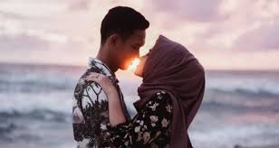 Semoga dijauhkan. bkn utk lelaki lain. kongsi amina tentang tanggungjawab sebagai wanita sebenar. Kena Berhati Hati Bila Lelaki Senyum Pada Awak Setiap Senyuman Dia Penuh Makna Pesona Pengantin