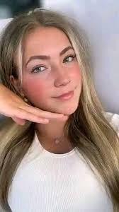 What's the first word that comes to your mind when you see this?" 💭✨send  me a Dm😍