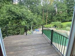 Simple Sturdy Railing Railings Outdoor Outdoor Pathways Metal Deck Railing