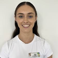 Amy Casas's Instagram, Twitter & Facebook