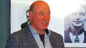 A volley of shots rang out and Republican volunteers Murphy and Phelan were  dead