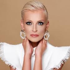 Paula Hare (@paulahare)