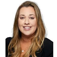 Melisa Jones's Instagram, Twitter & Facebook