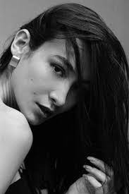 Stephanie Amaral's Instagram, Twitter & Facebook