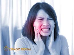 Xương hàm bị lệch và có tiếng kêu có nguy hiểm không? Nguyên nhân là gì?