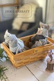 Denn ihr herz ist voller süßigkeit, zarter duft entströmt dem blümenkleid. 52 Erika Barratt Design Ideas In 2021 Seasonal Decor Heirloom Quality Dolls