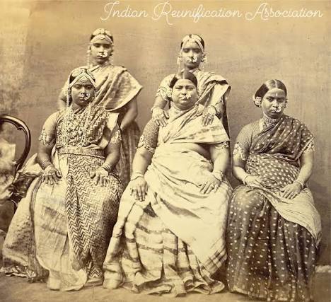 Studio portrait of Three Girls Wearing Jewellery - Madras (Chennai), Tamil Nadu India in 1870's