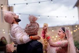 The Exact Detail Of Virat Kohlis Wedding Sherwani Will Make You Want To Be A Groom Now Virat kohli was also awarded the sir garfield sobers trophy (icc cricketer of the year) in 2017 and 2018. virat kohlis wedding sherwani