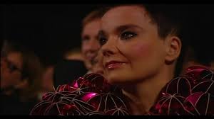 I've been thinking about Robyn's legacy as a pop pioneer lately. I've also  been listening to Björk's "Hyperballad" a lot again, for whatever reason.  (How Scandinavian of me...), Lucky enough, there's ...