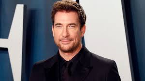 Organized crime has been picked up by nbc for a second season. Dylan Mcdermott Shares First Look At His Law Order Organized Crime Character Entertainment Tonight