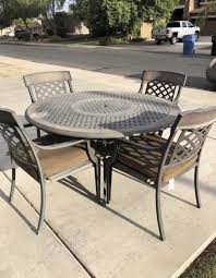 Patio Set 4 Chairs Metal For Sale In Mesa Az Offerup Used Furniture For Sale Metal Chairs Metal For Sale
