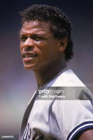 1,751 Ron Henderson Photos & High Res Pictures