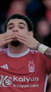 Morgan Gibbs-White 😮‍💨 #EmiratesFACup #nottinghamforest #facup