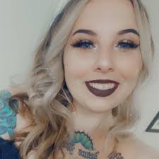 Kaylee (@ayeeekaylee)