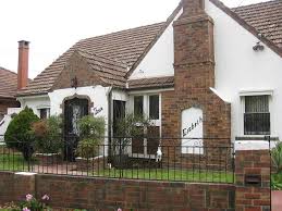 Lisbeth A Mock Tudor Metroland Villa Moonee Ponds Australian Homes Exterior Color Schemes House Exterior