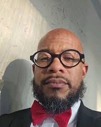 Omar Frazier's Instagram, Twitter & Facebook