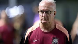 Corinthians supera 80% de aproveitamento em mata-mata com Dorival e defende série invicta na semifinal