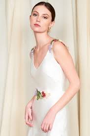 No te pierdas los vestidos de novia escote cuad. Vestidos De Novia Para Boda Civil 60 Disenos Para Suspirar