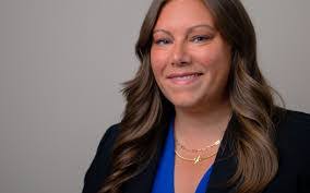 Shannon Majewski's Instagram, Twitter & Facebook