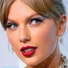 Ali Landry tapped Mario Lopez's phone to discover his cheating