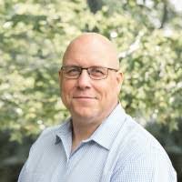 Lonnie Spires's Instagram, Twitter & Facebook