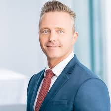 Warren Godfrey (@WarrenGodfrey1)