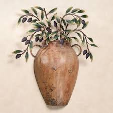 valetta vaso con olives metal wall