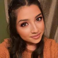 Yadira Martinez's Instagram, Twitter & Facebook