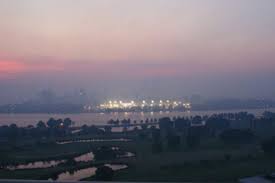 A thick layer of smoke has blanketed the city as the parks and wildlife service carries out a series of prescribed burns. Haze Over Perth Perthnow
