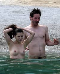 China Chow Goes Topless At The Beach Photos The Sex Scene 13680 | Hot Sex  Picture