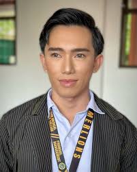 Fresh and lightweight makeup look for his Graduation Pictorial today. Mr. Mark  Adrian Bongcawil from the College of Business Administration. ✨💛 Hair &  Make up • Ray-anne Perez Andos Mobile Number •