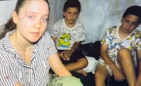 الشابة أغام غولدشتين التي اختطفت...