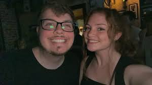 SO excited for this🤩 me and @evan.fairchild at @crazydaisiesflowers this  Thursday! Don't miss it🧡