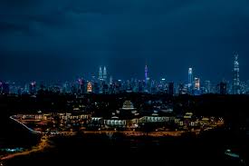 1.066.042 videoclips de stock en 4k y hd sobre fondo de pantalla para proyectos creativos. Fondo De Pantalla De La Ciudad De La Noche Luces Edificios Noche Hd Pantalla Ancha Alta Definicion Pantalla Completa