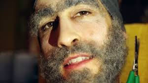 Pablo Villa se disfraza de corredor de 76 años