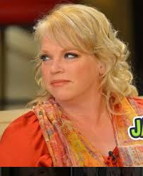 Appreciation for beautiful and intelligent sister wife