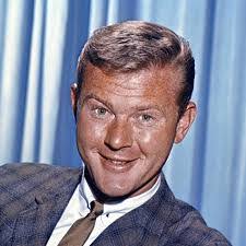 Jay Finlay's Instagram, Twitter & Facebook