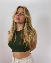 Taglio di capelli lunghi lisci e pari per il 2018. I Migliori Tagli Di Capelli Lunghi Lisci Da Provare Trucchi Tv