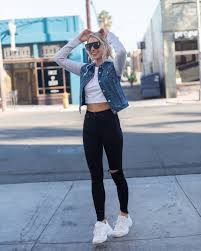 Hybrid Original Trucker Jacket Light Blue Levi S Hoodie Denim Jacket Denim Jacket With Sweatshirt Sleeves And Hood Lev Ropa Ropa De Moda Ropa Juvenil De Moda