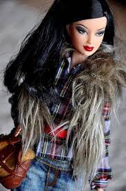 Add to favorites random doll head soft diy practice makeup doll heads for 11.5 doll 1/6 head for kurhn bjd doll's practicing makeup head. Dark Haired Doll In A Winter Wardrobe Barbie Ninos Munecas