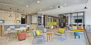 Over the past 200 years we've noticed something. Westpac Banking Corporation Singapore Regional Headquarters Office Snapshots