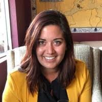 Amanda Sell's Instagram, Twitter & Facebook