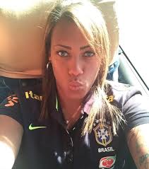 Às vésperas do confronto entre brasil e canadá nas quartas de final, a goleira bárbara, da seleção feminina de futebol, e a atleta paralímpica andrea pontes. Instagram Photo By Futebol Minha Vida Jun 28 2016 At 2 31pm Utc Goleira Selecao Brasileira De Futebol Futebol Feminino