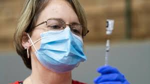Các biến phân phối mũ còn có thể được dùng để mô hình các tình huống khi một số biến cố nhất định xảy ra với một xác suất không đổi trong. Itmvkta3tbie5m