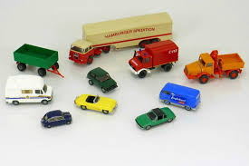 Image result for Hellelfenbein 1987 Truck