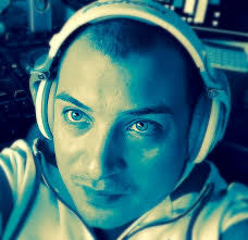 Titolo tricolore e primato personale il napoletano è sceso sotto il muro dei 49'' realizzando il quarto miglior tempo italiano. Paolo Sibilio Dj Producer Home Facebook