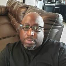 Carl Nesbitt's Instagram, Twitter & Facebook