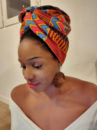 Les chouchous foulards sont la fusion de deux accessoires de mode les plus prisés dans l'univers féminin. Turban Rose Kente Par Waxnot Accessoires Turbans Et Foulards De Tete Afrikrea