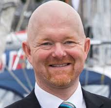 Video footage shows orcas just metres away from couple in rowing boat